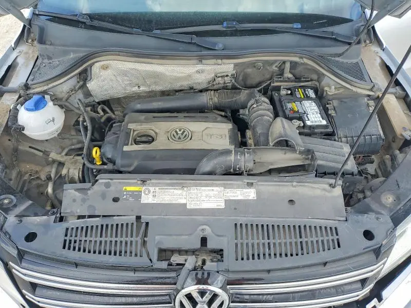 2014 VOLKSWAGEN TIGUAN S  