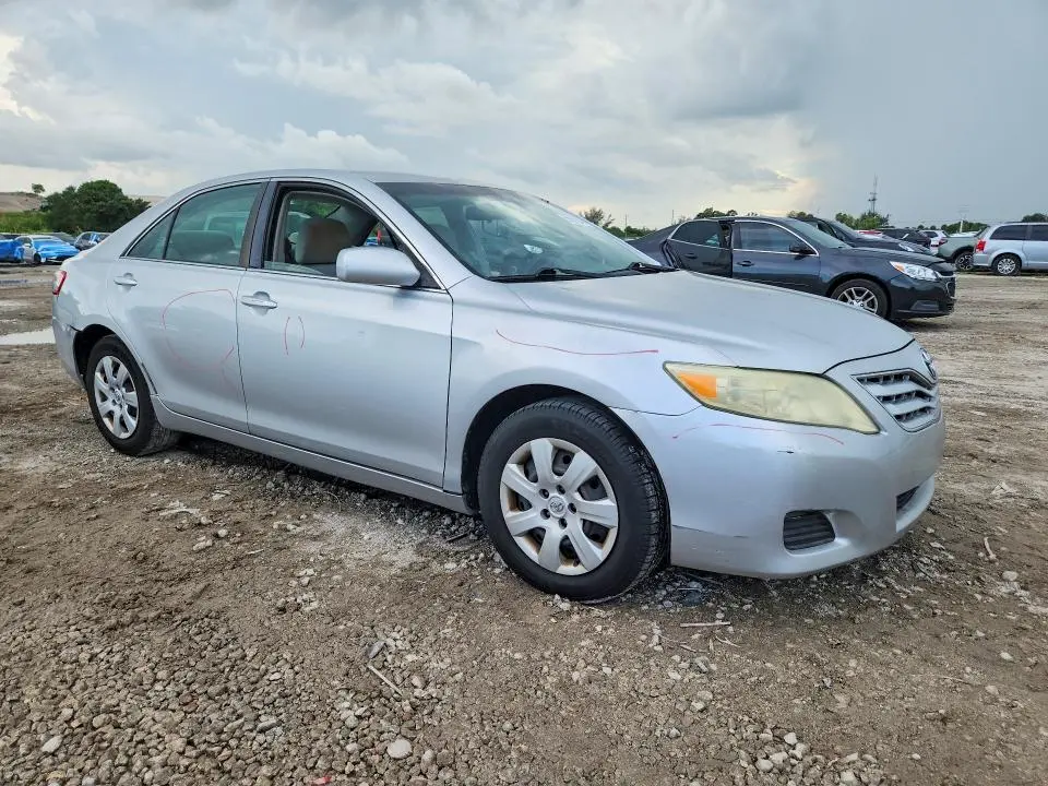2010 TOYOTA CAMRY LE  