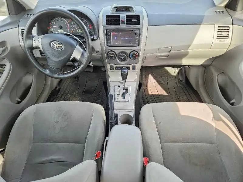 2013 TOYOTA COROLLA LE  