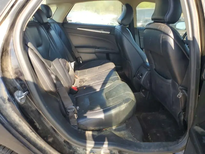 2019 FORD FUSION TITANIUM  