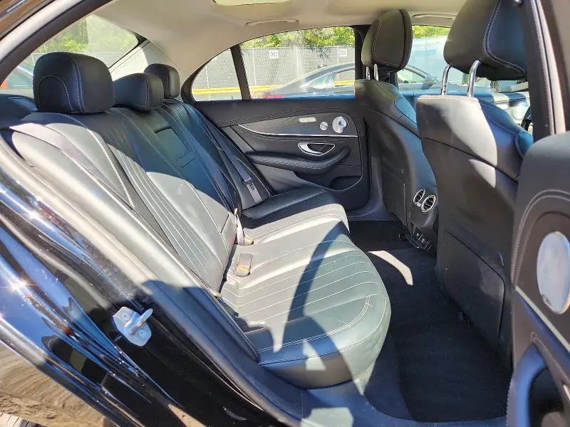 2018 MERCEDES-BENZ E 300 4MAT   