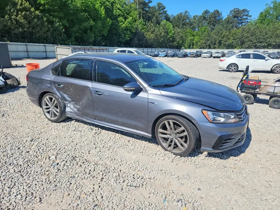 2018 VOLKSWAGEN PASSAT S  