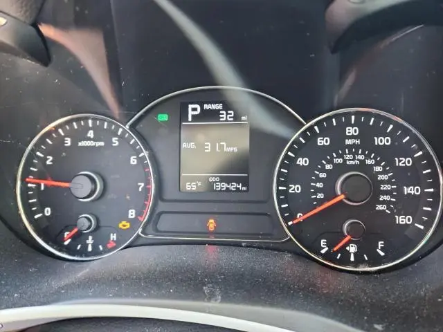 2017 KIA FORTE LX  
