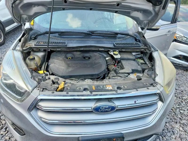 2017 FORD ESCAPE TITANIUM  
