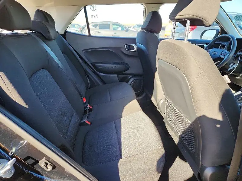 2020 HYUNDAI VENUE SE  