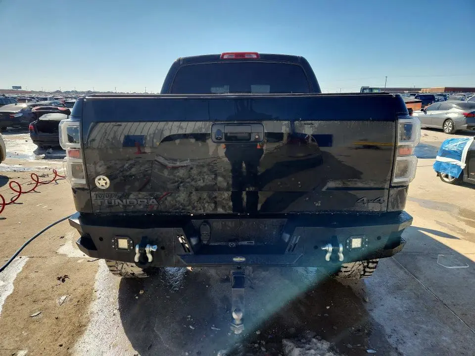 2013 TOYOTA TUNDRA CREWMAX SR5  