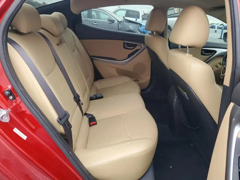 2013 HYUNDAI ELANTRA   