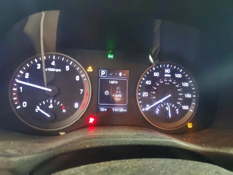 2017 HYUNDAI TUCSON SE  