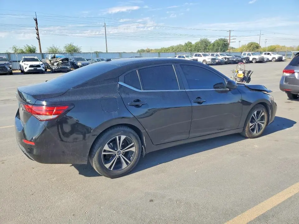 2022 NISSAN SENTRA SV  