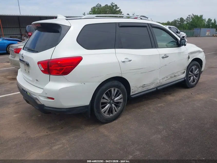 2019 NISSAN PATHFINDER SL