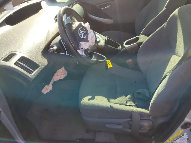 2014 TOYOTA PRIUS THREE  