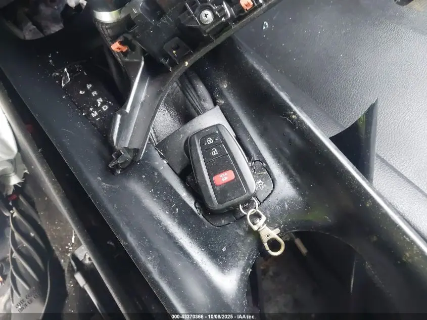 2018 TOYOTA C-HR XLE PREMIUM