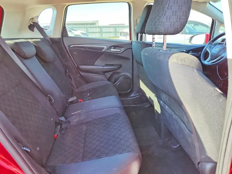 2016 HONDA FIT LX  