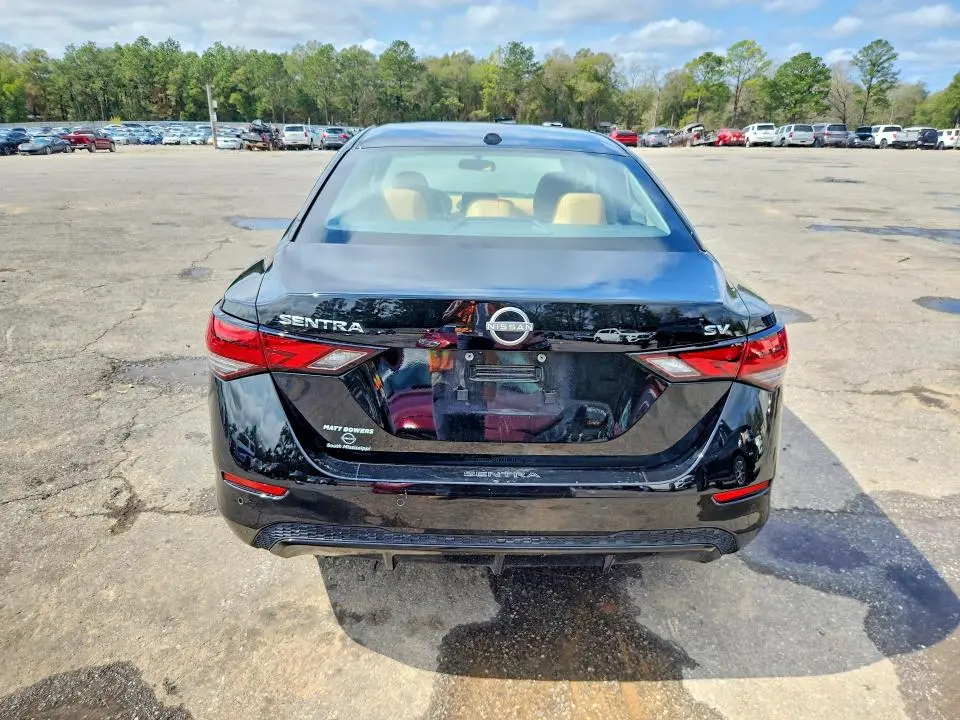 2024 NISSAN SENTRA SV  