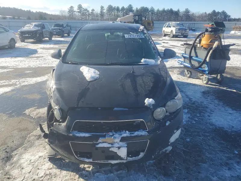 2015 CHEVROLET SONIC LT  