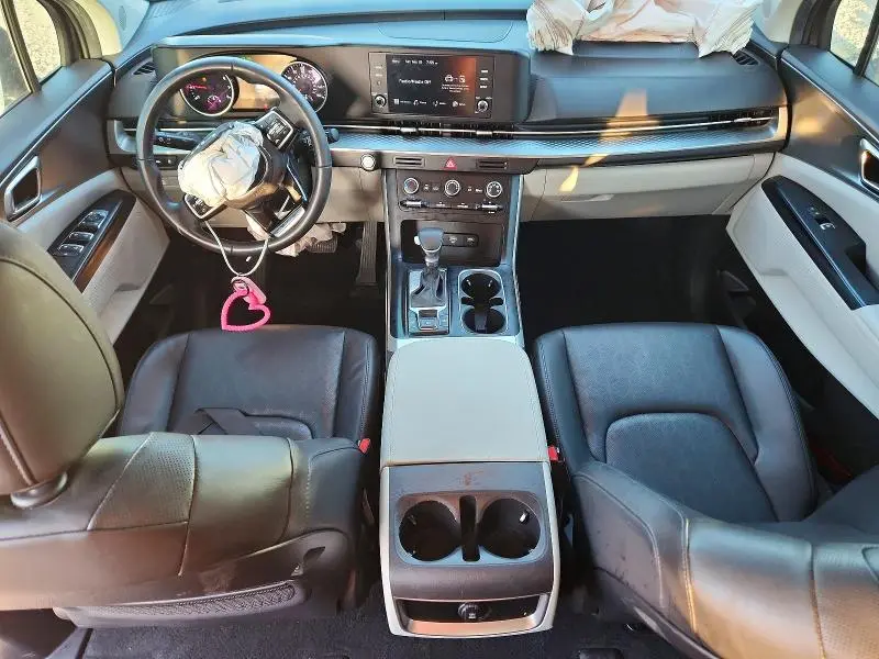 2023 KIA CARNIVAL LX  
