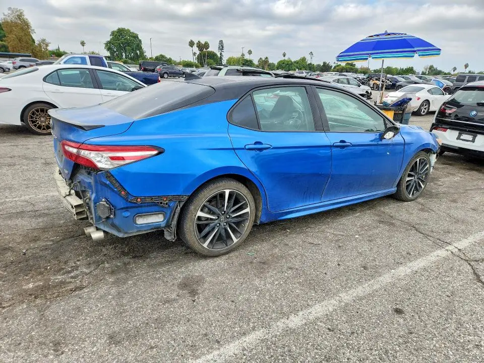 2018 TOYOTA CAMRY XSE V6  