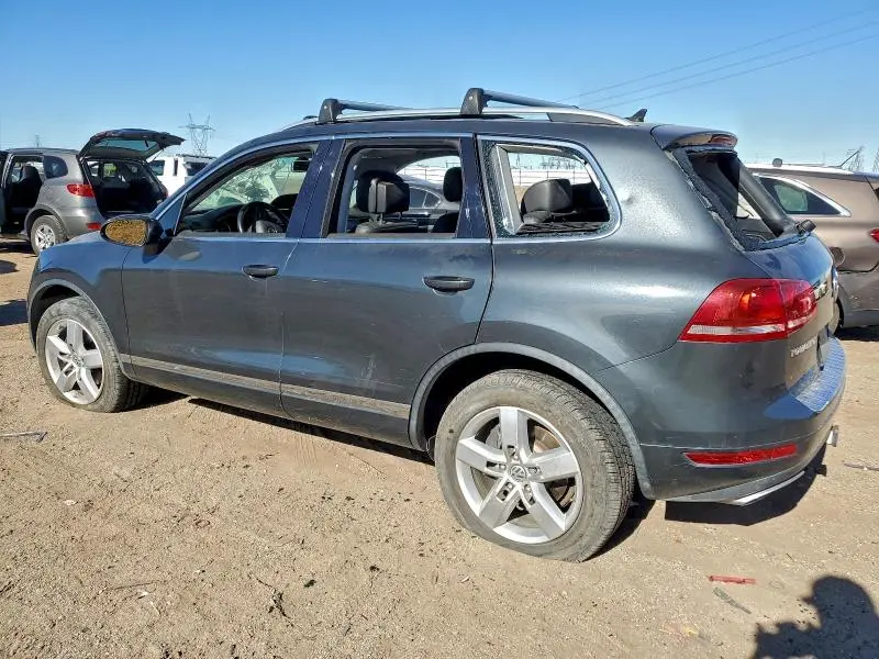 2013 VOLKSWAGEN TOUAREG V6 TDI  