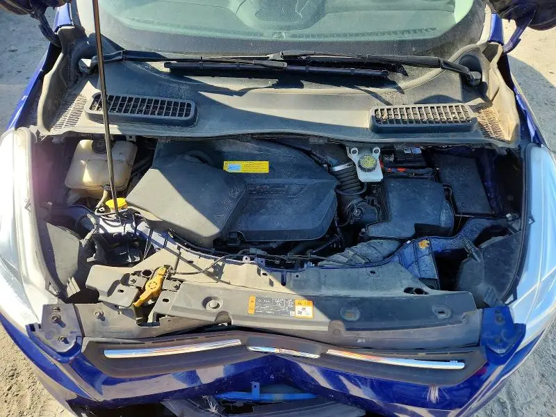 2016 FORD ESCAPE SE  
