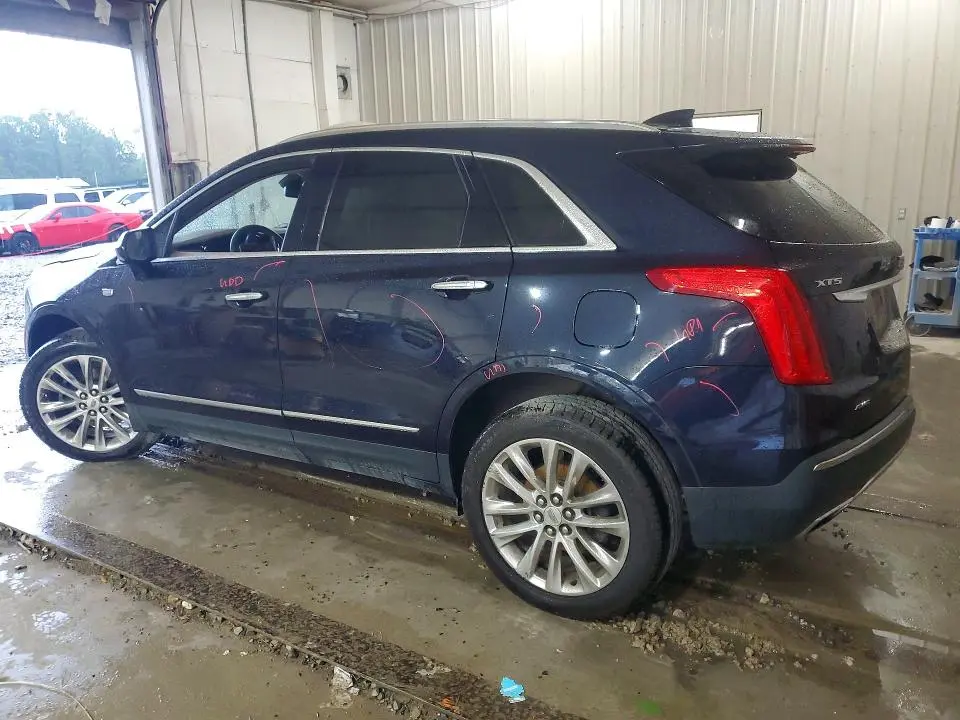 2017 CADILLAC XT5 PLATINUM  