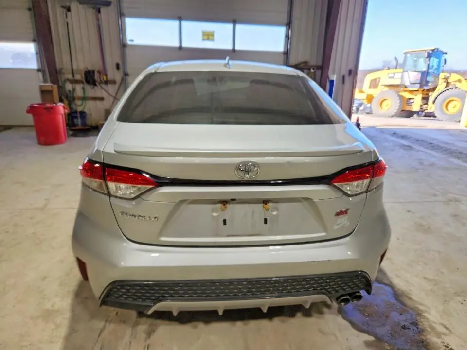 2020 TOYOTA COROLLA SE  