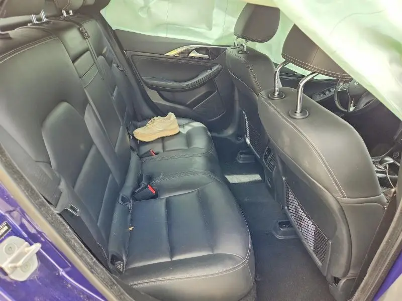 2017 INFINITI QX30 PREMIUM  