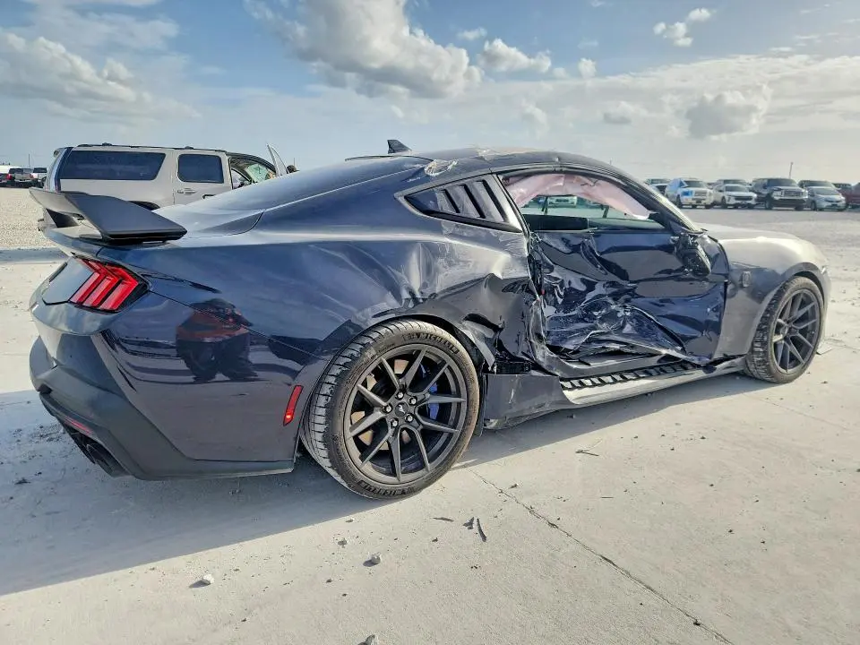 2024 FORD MUSTANG DARK HORSE  