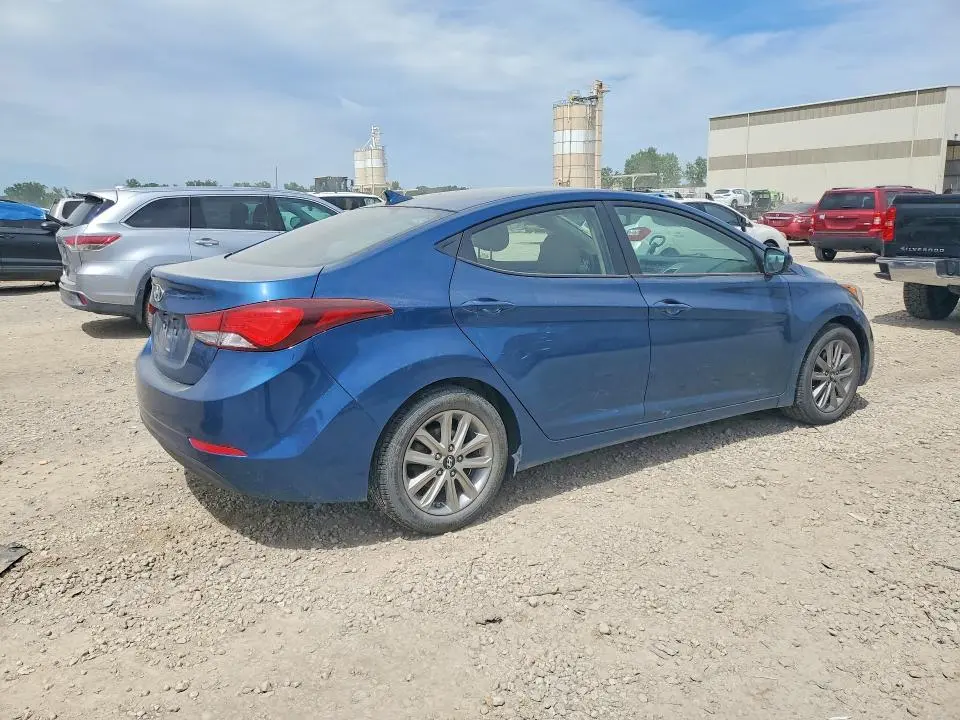 2014 HYUNDAI ELANTRA SE  
