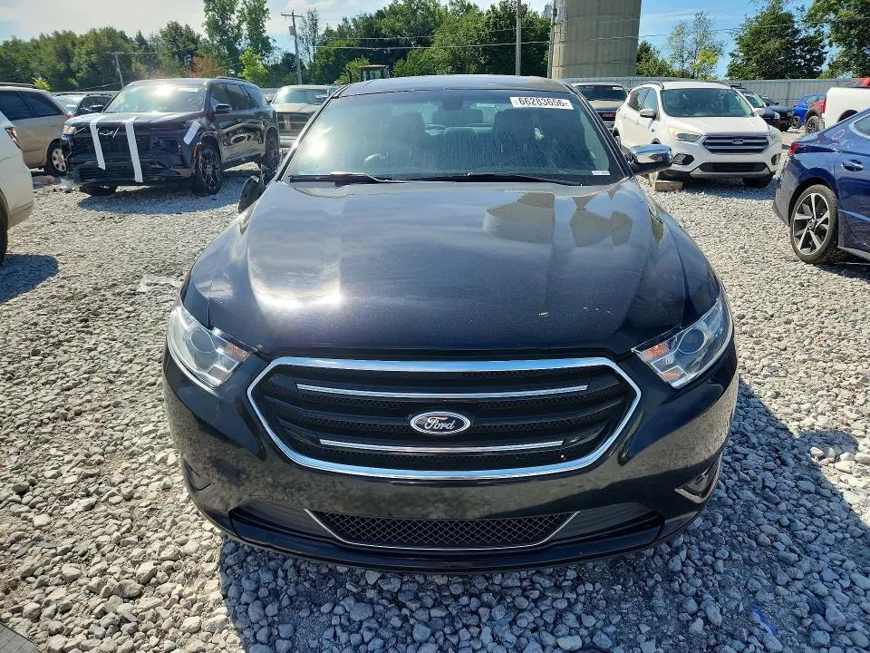 2016 FORD TAURUS LIMITED  