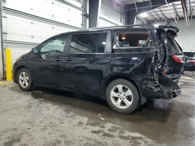 2015 TOYOTA SIENNA LE  