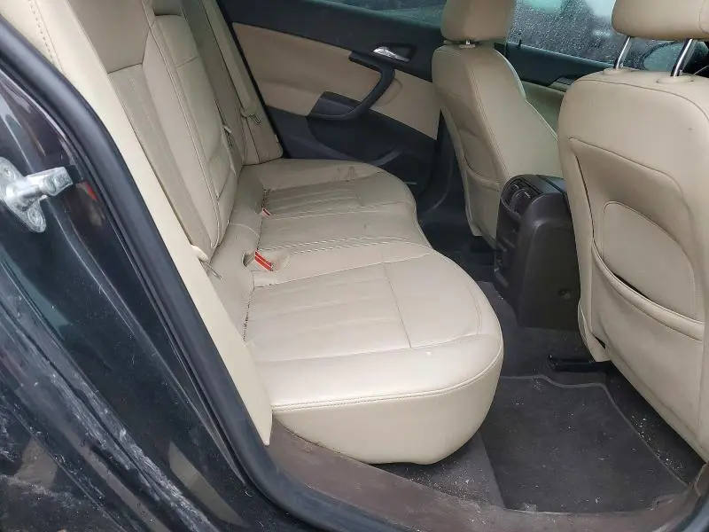 2011 BUICK REGAL CXL  