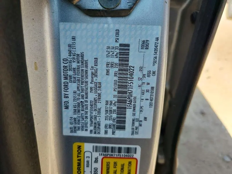 2015 FORD FUSION SE  