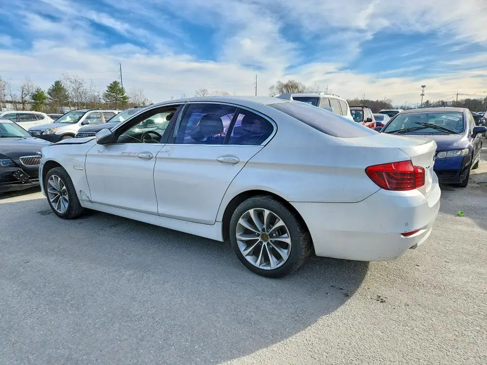 2016 BMW 528 XI  