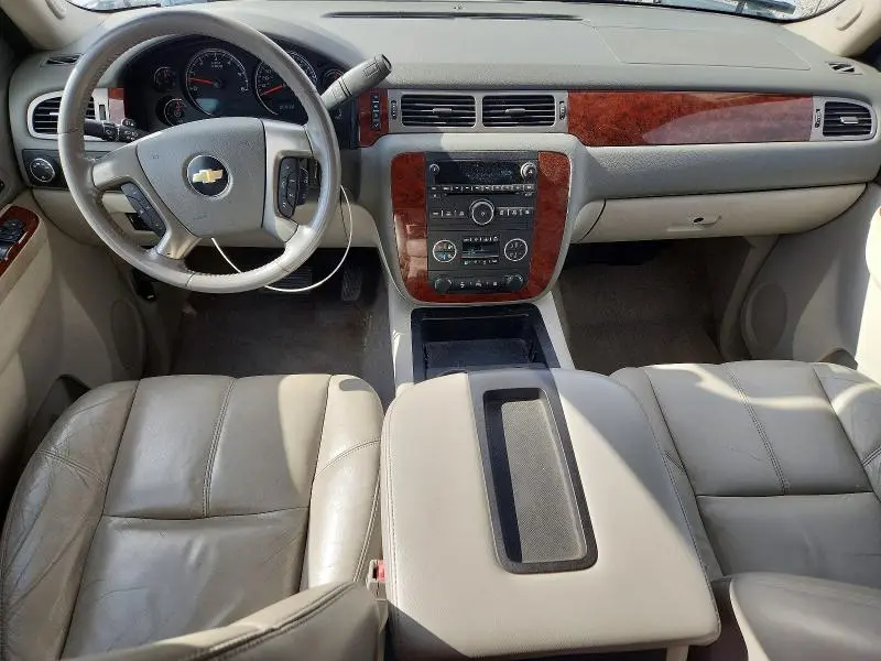 2011 CHEVROLET AVALANCHE LT  