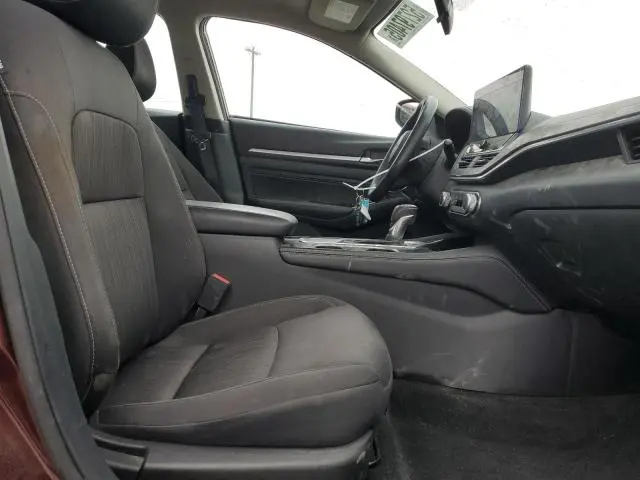 2023 NISSAN ALTIMA SV  
