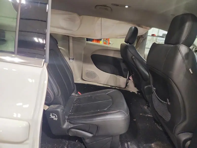 2017 CHRYSLER PACIFICA TOURING L  