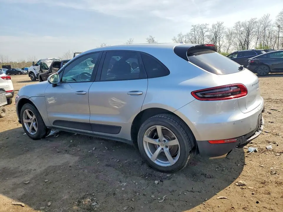 2018 PORSCHE MACAN   