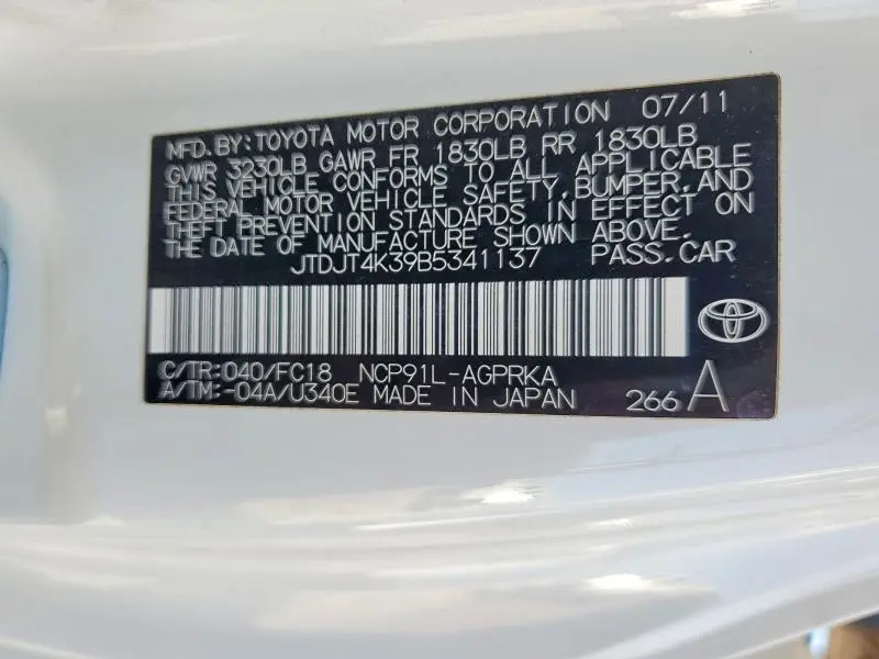 2011 TOYOTA YARIS BASE  