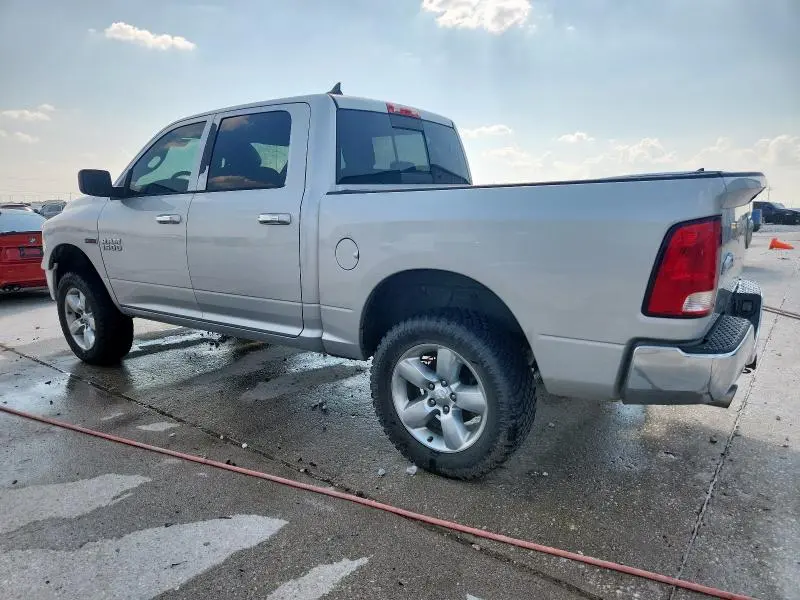 2015 RAM 1500 SLT