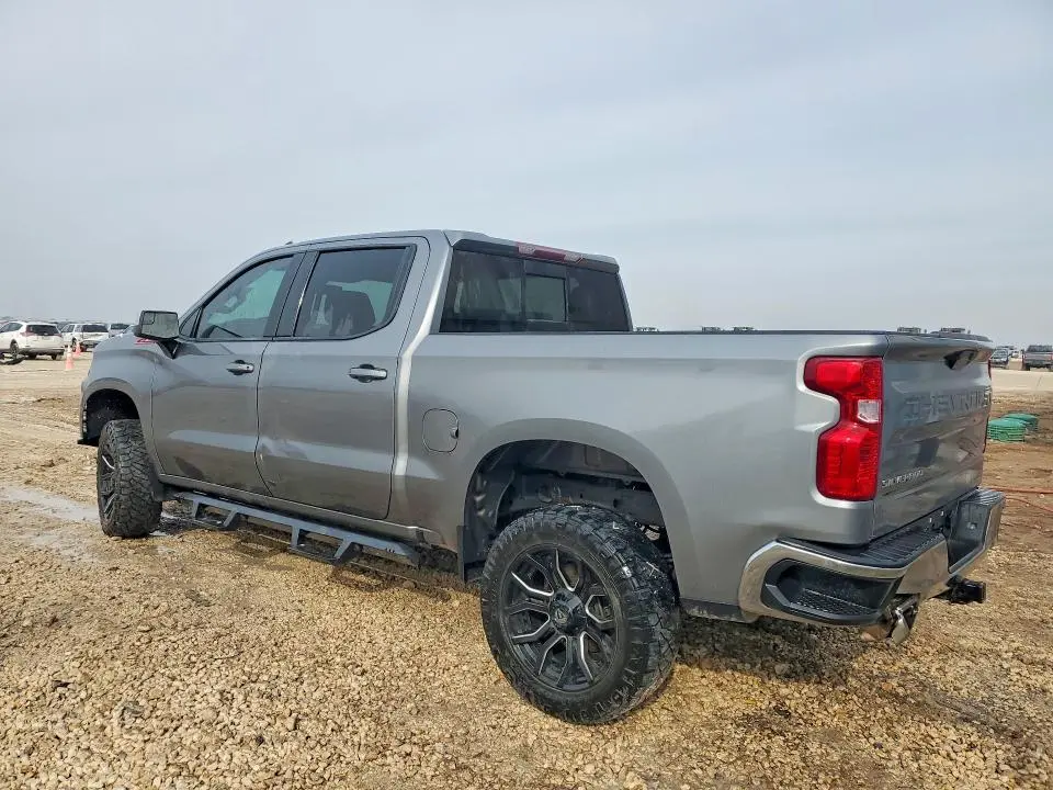 2021 CHEVROLET SILVERADO K1500 LT  