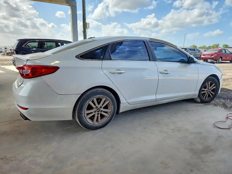 2016 HYUNDAI SONATA SE  