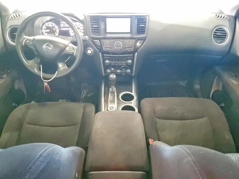 2016 NISSAN PATHFINDER SV  