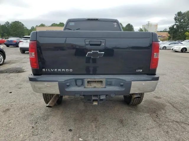 2011 CHEVROLET SILVERADO K2500 HEAVY DUTY LTZ  