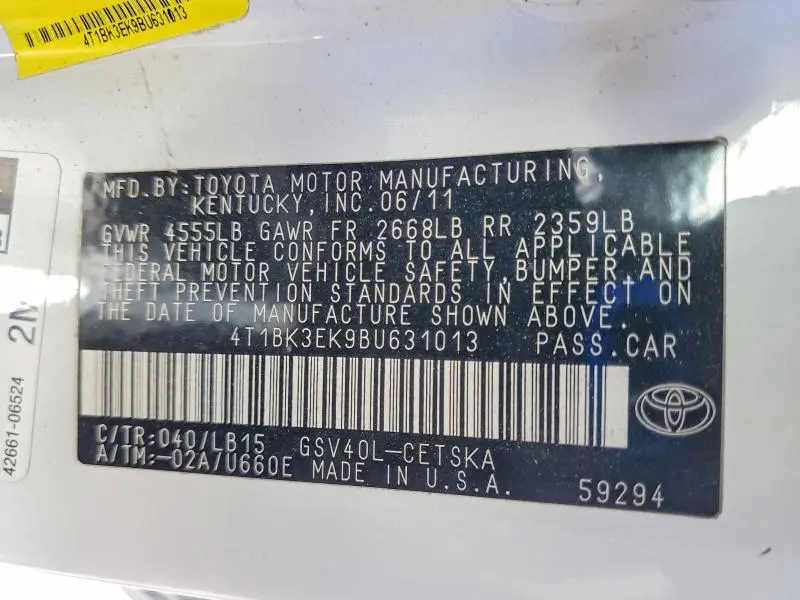 2011 TOYOTA CAMRY SE V6  