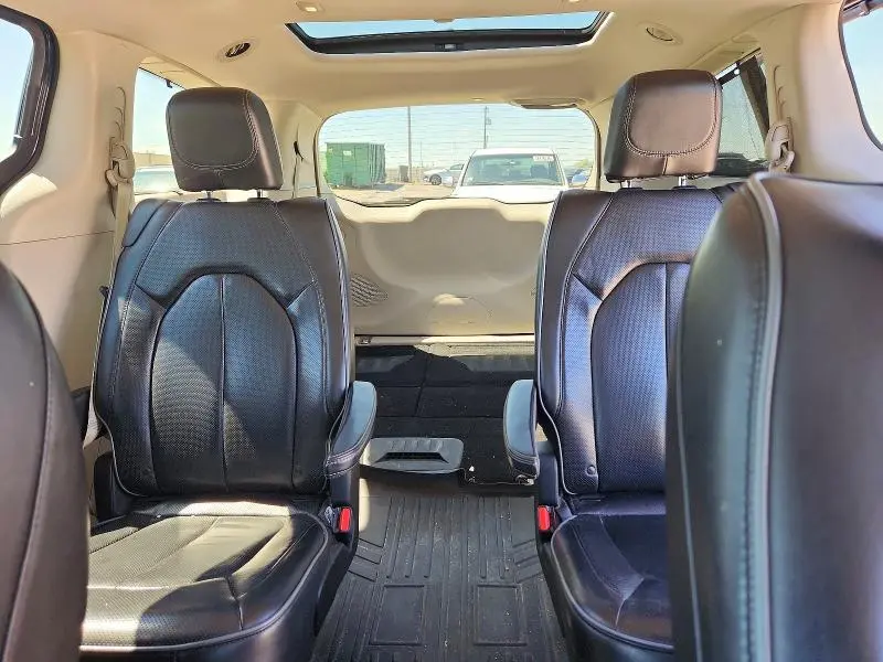 2019 CHRYSLER PACIFICA LIMITED  