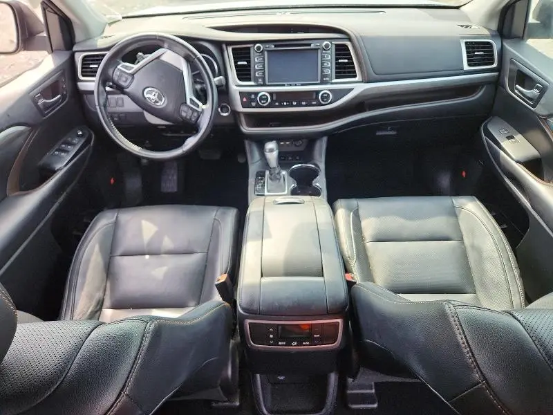 2019 TOYOTA HIGHLANDER LIMITED  