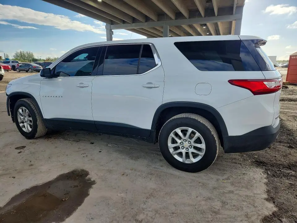 2020 CHEVROLET TRAVERSE LS  