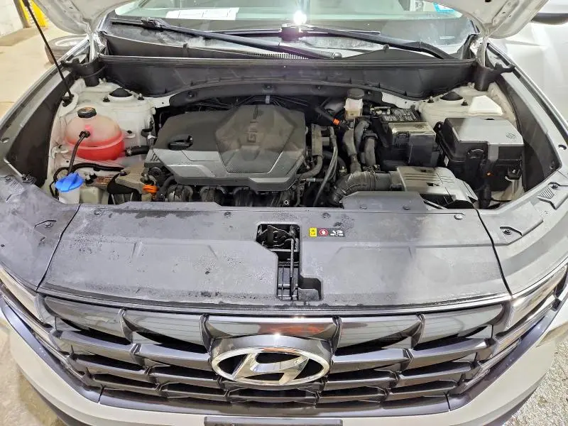 2023 HYUNDAI TUCSON SE  