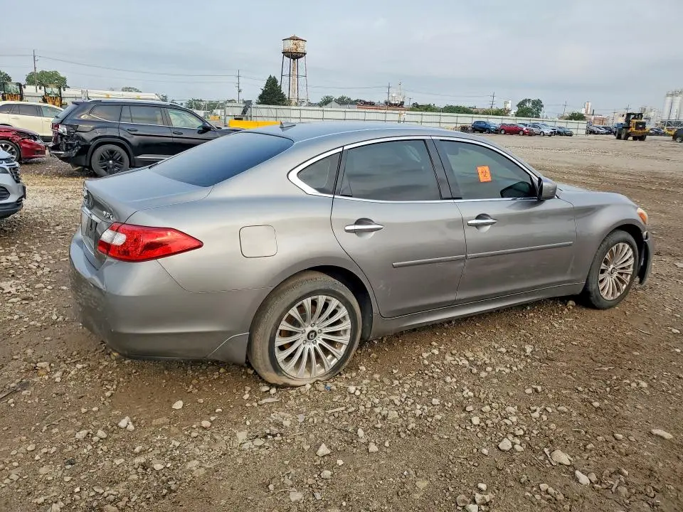 2012 INFINITI M37 X  