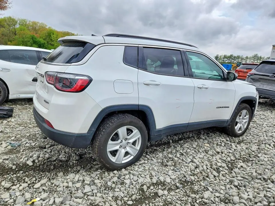 2022 JEEP COMPASS LATITUDE  